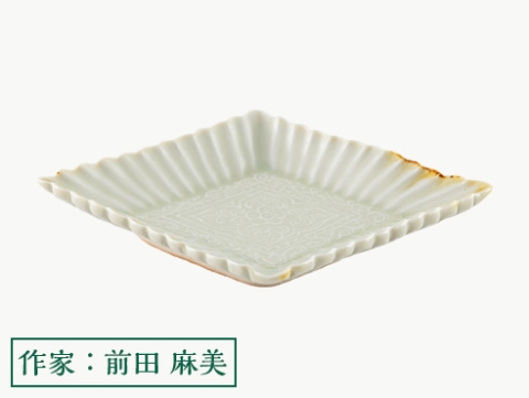 白磁 輪花5.5寸深鉢