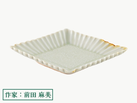 白磁 輪花5.3寸皿
